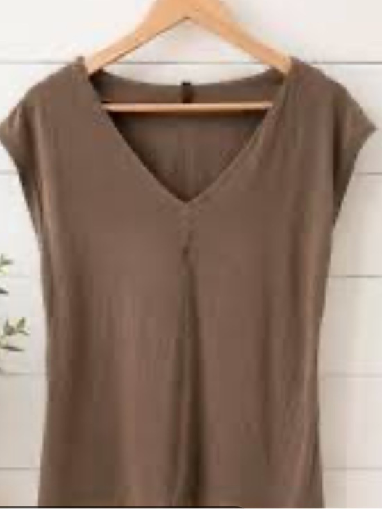 nine britton Tops - nine britton Olive Green V-Neck Sleeveless Tank Top